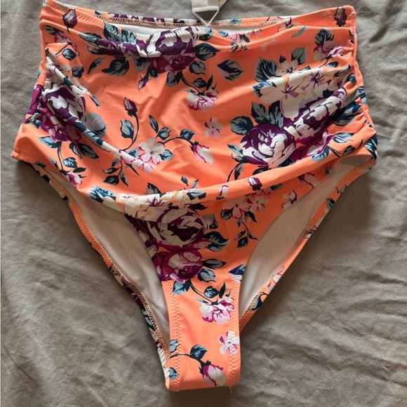 Cupshe Floral Bikini Bottoms in Orange and Purple - Picture 1 of 4